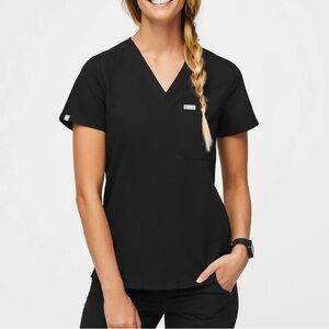 FIGS Catarina One Pocket Scrub Top